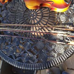 ★部品取りにも★古いヴァイオリン２台の画像