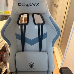 【本日限定】3000円！Dowinx ゲーミングチェア/使用9ヶ月/マッサージ機能付の画像