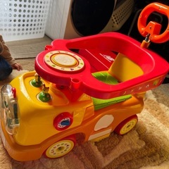 わんわんの子供用乗り物の画像