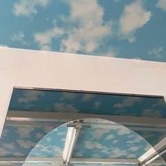 理容室　美容室　大きな鏡の画像