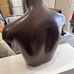 木彫り風　オブジェ　人物像の画像