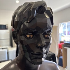 木彫り風　オブジェ　人物像の画像