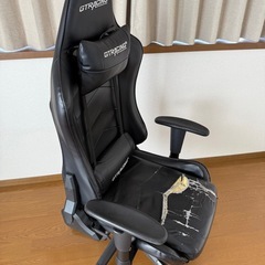 【12/30引渡希望】ゲーミングチェア　GTRAGING　　の画像