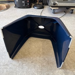 ニトリ　プラスチック椅子の画像