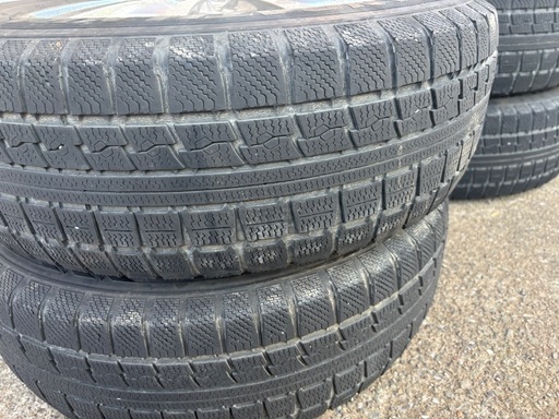 スタッドレスタイヤ ホイール付き4本セット195/65/R15