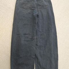GU ジーユー バレルレッグ ジーンズ Mサイズの画像