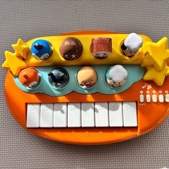 アンパンマンピアノおもちゃの画像
