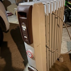 デロンギ　オイルヒーターの画像
