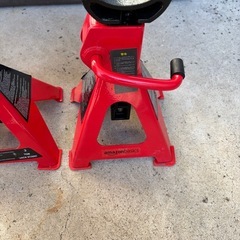 鉄で出来た何かの画像