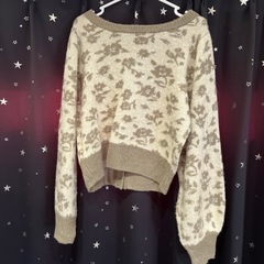 長袖ニット　セイターの画像