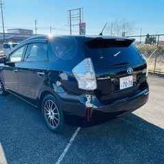 プリウス　アルファ　5人乗りの画像