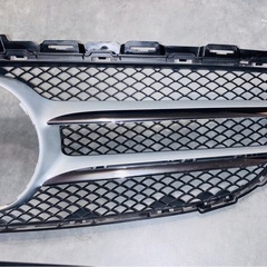 メルセデスベンツ S205 前期型 純正 グリル  の画像