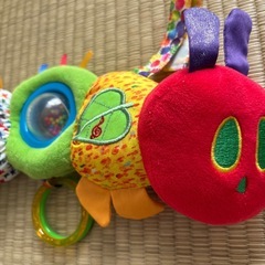 ベビー用おもちゃ低月齢から🆗はらぺこあおむし　音が鳴るおもちゃの画像