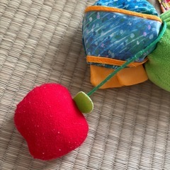 ベビー用おもちゃ低月齢から🆗はらぺこあおむし　音が鳴るおもちゃの画像