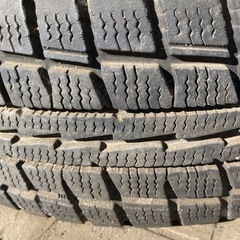 中古ダンロップタイヤの画像