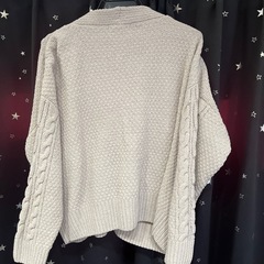 長袖ニット　セイターの画像