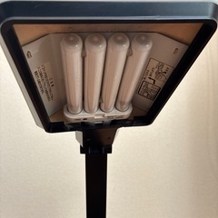 卓上ライトの画像