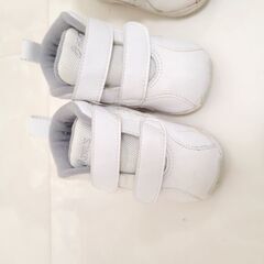 ホワイトスニーカー 11.5 13.5 15 Asics　14　スクスク　SUKU2の画像