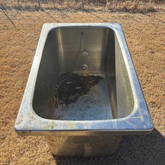 ステンレスバスタブの画像