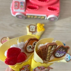 セガトイズ(SEGA TOYS) アンパンマン くるっと♪はいっどうぞ ドキンちゃんのラブリークレープ屋さんの画像