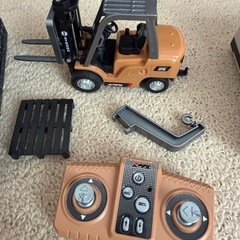 フォークリフトのラジコンの画像