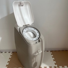 APRICAオムツゴミ箱の画像