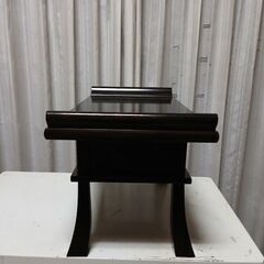 お盆等、家でお坊さんに拝んでもらう方・・・御経机の画像