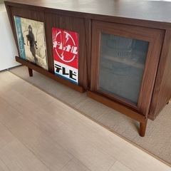 レトロなラックの画像