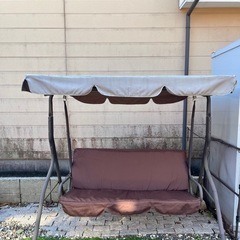 【特価‼️早い者勝ち❗️】おしゃれ屋根付きブランコの画像
