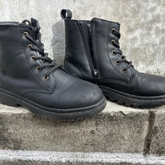 女の子用ショートブーツ21㌢の画像