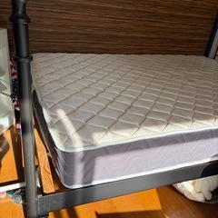 ダブルベッド　フレームのみの画像