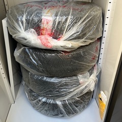 ブリヂストン BLIZZAK DM-V3（225/65R17）スタッドレスタイヤ　レクサスNXで使用の画像