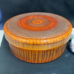 染付 花柄 茶碗27個セット 茶櫃 内蓋付 茶びつ 茶道具入れ 茶器 漆器 工芸の画像