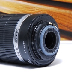 大人気望遠レンズ⭐︎ Canon EF-S 55-250㎜ IS APS-Cの画像