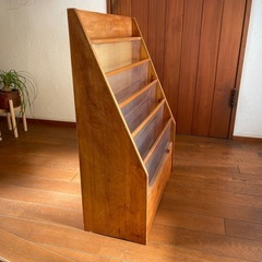 ブックスタンドの画像