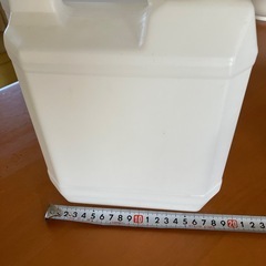 【無料】水用ポリタンク小2この画像