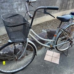 【12/28、12/29〜9時、1/4〜12時の直接引き取り】自転車2台の画像