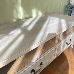 シャビーシックフレンチTVボードの画像