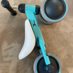 ディーバイクとアンパンマンのキッズドライバーの画像