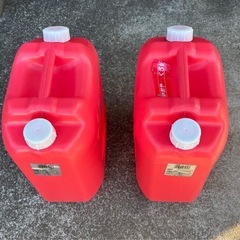 【先着1名様】18L  灯油　ポリタンク　2つの画像