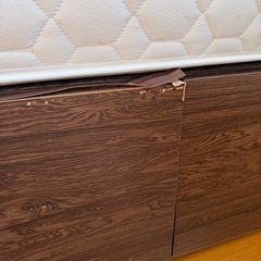 【終了】Sealy シーリー　セミダブルベッド　マットレス& フレームの画像