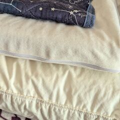 寝具まとめ売り シングル掛け布団2枚＋布団カバー＋ブランケット2枚＋枕2個の画像