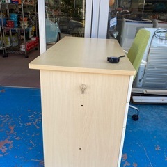 【超激安】【早い者勝ち】学習机の画像