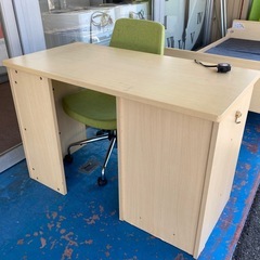 【超激安】【早い者勝ち】学習机の画像