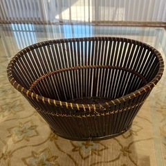 木製の編みかごの画像