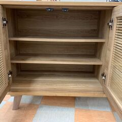 ＼家具＊家電のお店／【ｼﾞｬﾝｸﾞﾙｼﾞｬﾝｸﾞﾙ石川金沢店】棚 木目調 W(幅)119×D(奥行き)40×H(高さ)80.5cmの画像