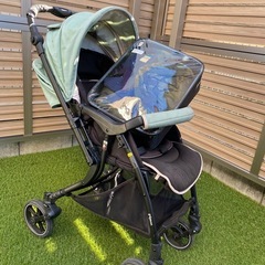ピジョン ベビーカー+オマケ（防寒ケープ&チェアベルト）の画像