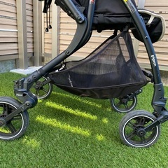 ピジョン ベビーカー+オマケ（防寒ケープ&チェアベルト）の画像
