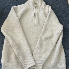 UNIQLO ハーフジップセーター（長袖）Mの画像