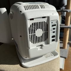 【中古】ミニ冷蔵庫 500ml を４本収納可能の画像